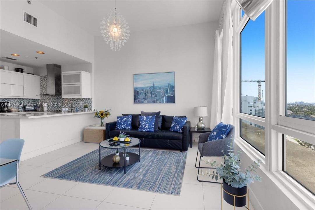 For Sale: $624,000 (1 beds, 1 baths, 760 Square Feet)