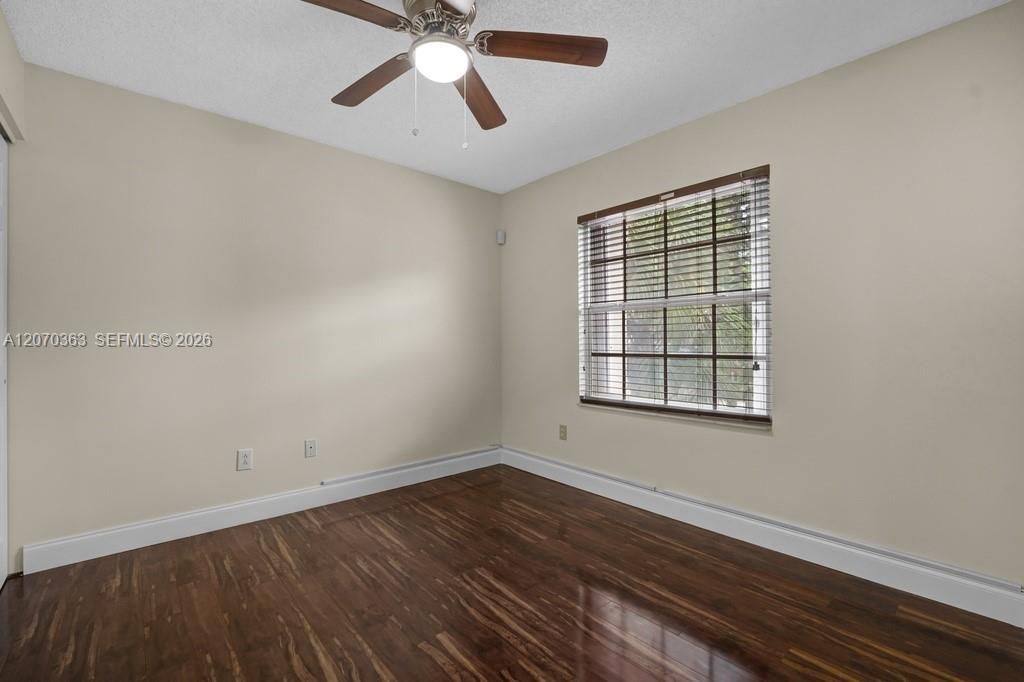 For Rent: $4,300 (4 beds, 2 baths, 2075 Square Feet)