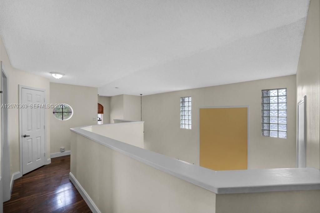 For Rent: $4,300 (4 beds, 2 baths, 2075 Square Feet)