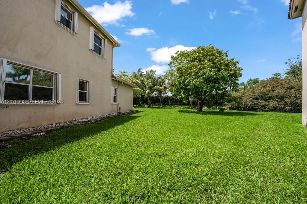 For Rent: $4,300 (4 beds, 2 baths, 2075 Square Feet)