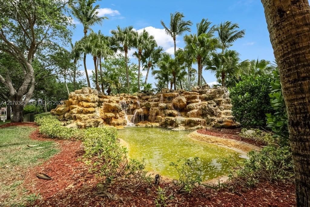 For Rent: $4,300 (4 beds, 2 baths, 2075 Square Feet)