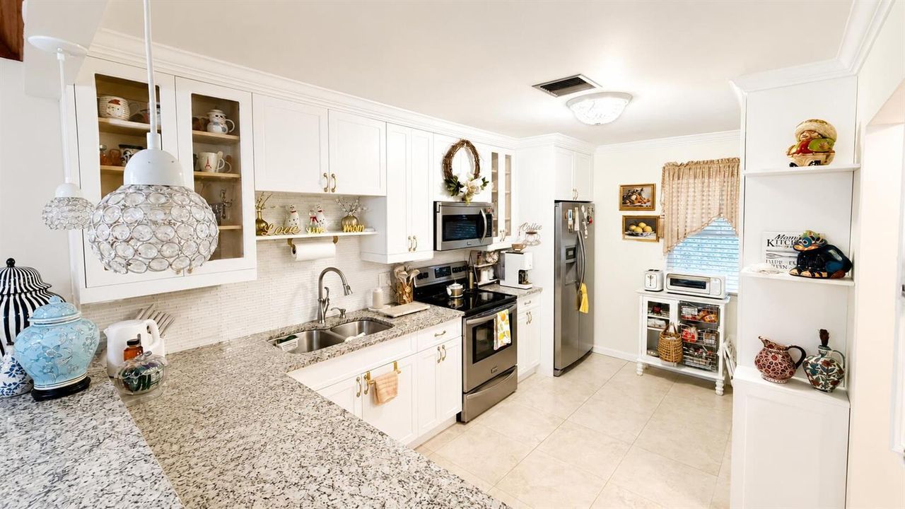 Kitchen 2