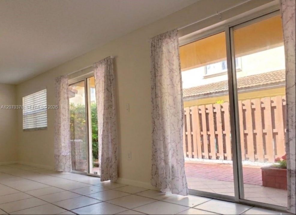 For Sale: $450,000 (3 beds, 2 baths, 1446 Square Feet)