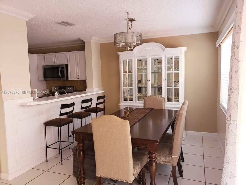 For Sale: $450,000 (3 beds, 2 baths, 1446 Square Feet)