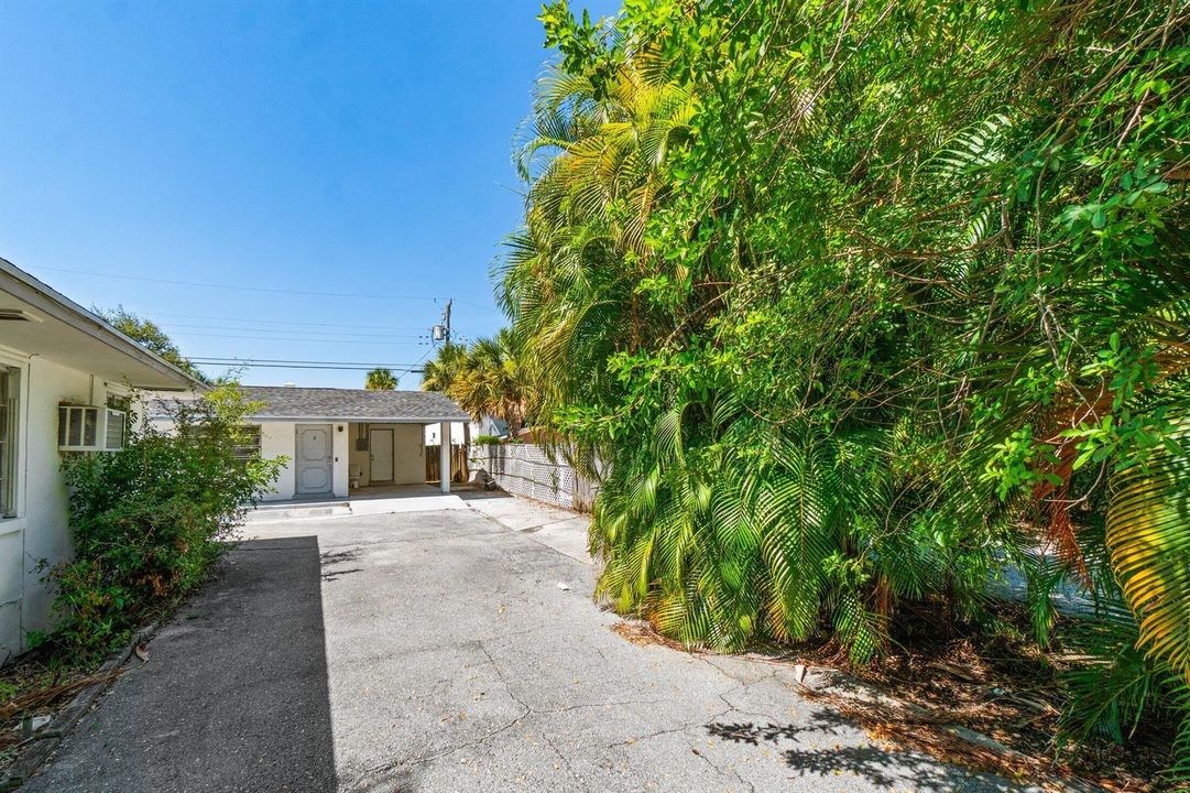 019-211SunriseAvenue-5-Lantana-FL-33462-