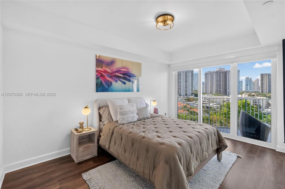 For Sale: $744,900 (3 beds, 3 baths, 1500 Square Feet)