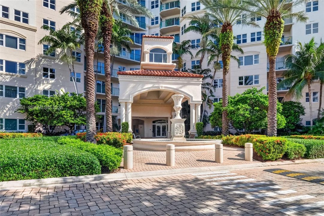 For Sale: $744,900 (3 beds, 3 baths, 1500 Square Feet)