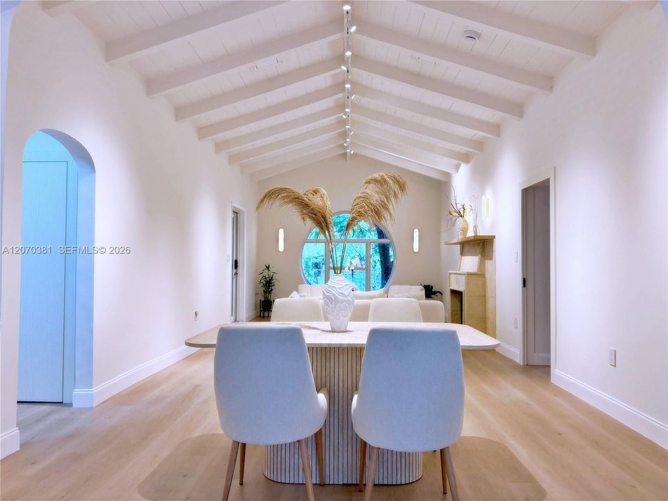 For Rent: $9,500 (3 beds, 3 baths, 1890 Square Feet)