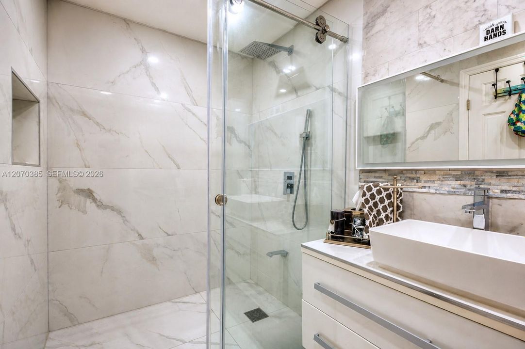 For Sale: $1,550,000 (7 beds, 6 baths, 4731 Square Feet)