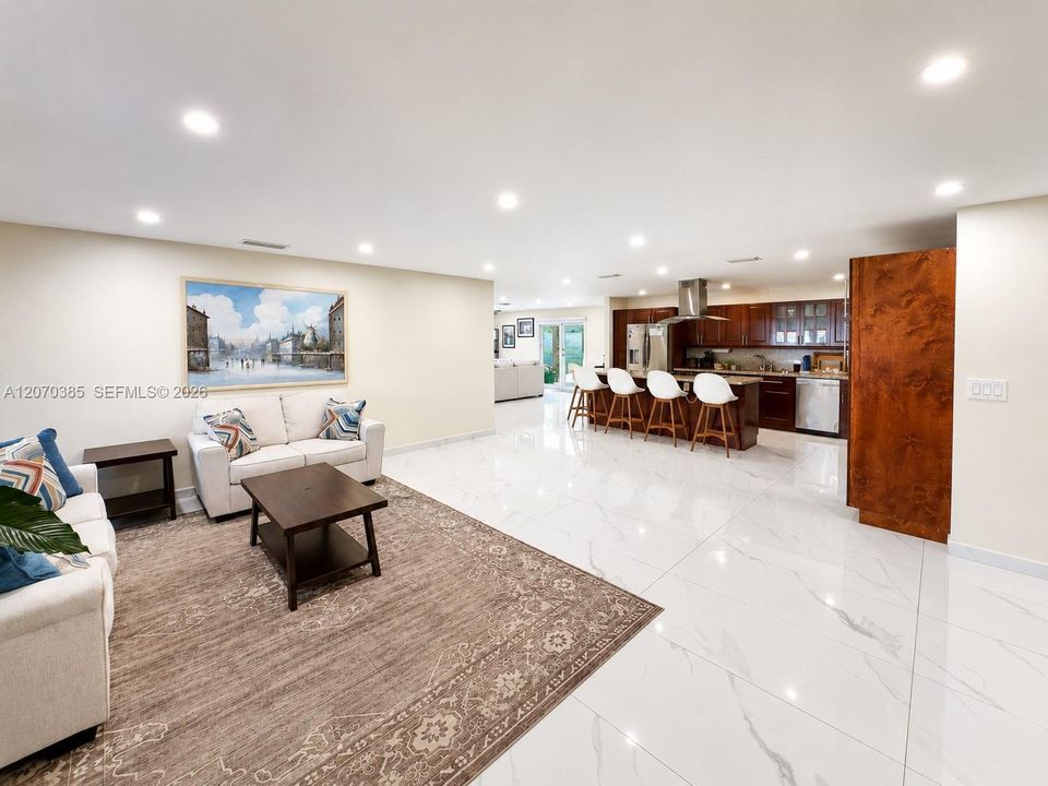 For Sale: $1,550,000 (7 beds, 6 baths, 4731 Square Feet)