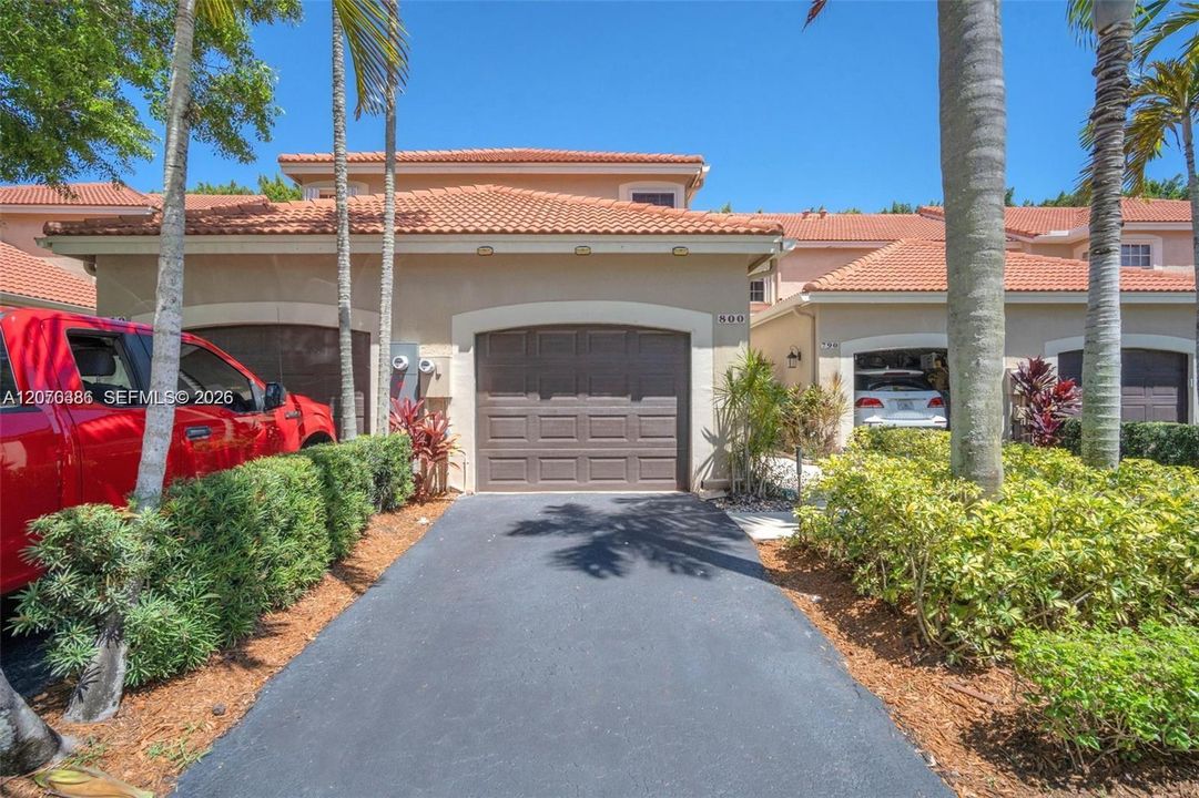 For Rent: $2,950 (3 beds, 2 baths, 1456 Square Feet)