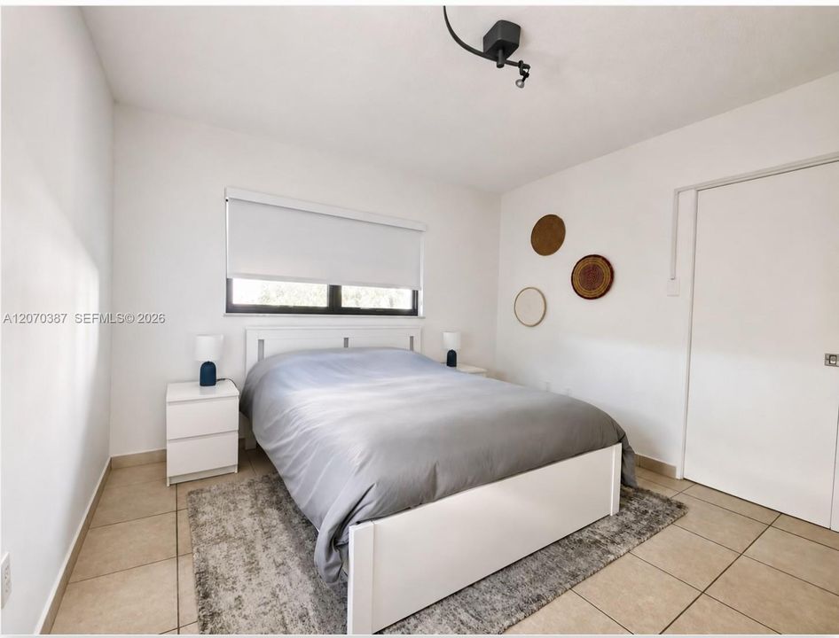 For Rent: $3,600 (2 beds, 2 baths, 960 Square Feet)