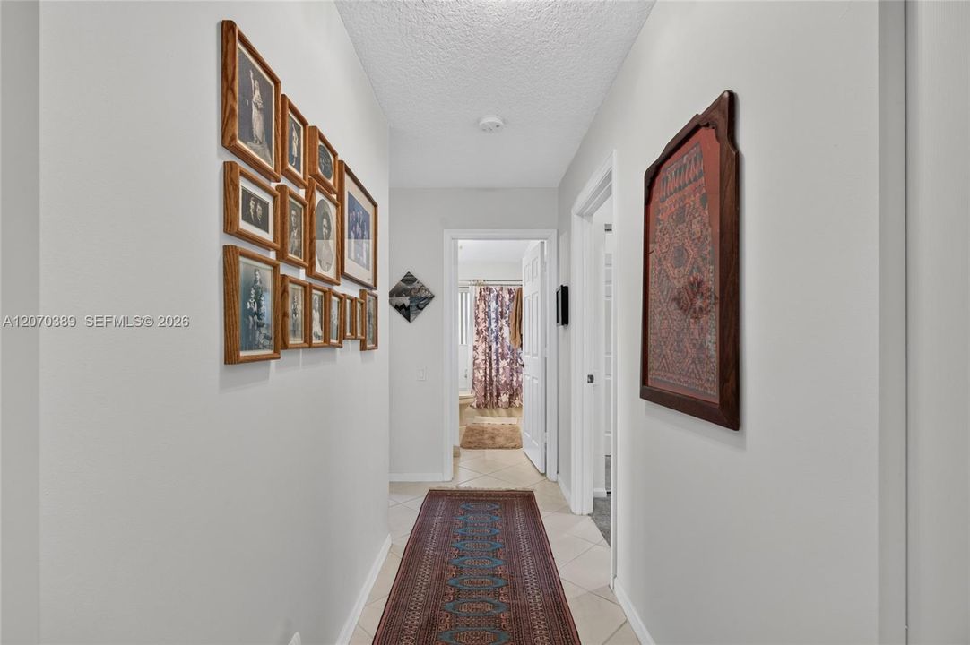 For Sale: $435,000 (3 beds, 2 baths, 1949 Square Feet)