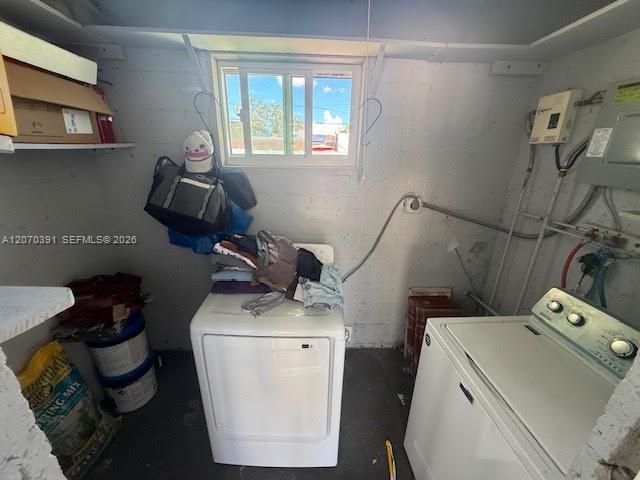 For Rent: $3,200 (3 beds, 2 baths, 1040 Square Feet)