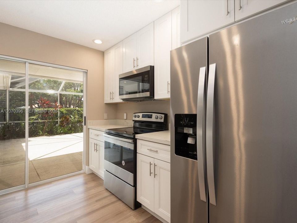 For Sale: $425,000 (2 beds, 2 baths, 1152 Square Feet)