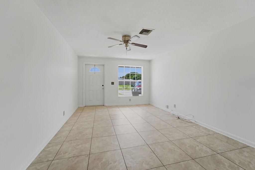 1500_West_13th_Street_Riviera_Beach_001