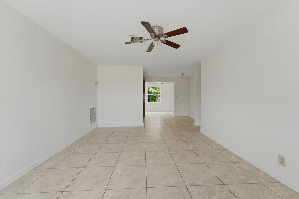1500_West_13th_Street_Riviera_Beach_002