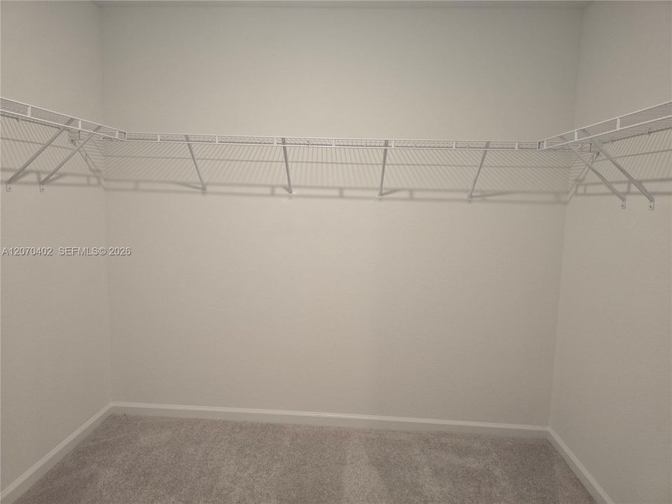 В аренду: $2,400 (4 спален, 3 ванн, 2172 Квадратных фут)