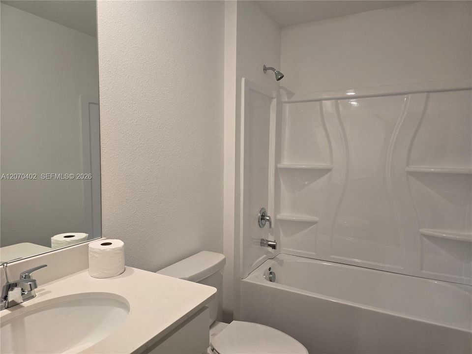 В аренду: $2,400 (4 спален, 3 ванн, 2172 Квадратных фут)