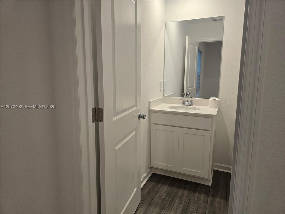 В аренду: $2,400 (4 спален, 3 ванн, 2172 Квадратных фут)