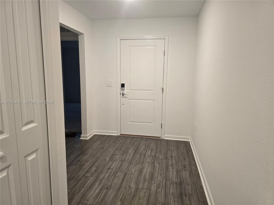 В аренду: $2,400 (4 спален, 3 ванн, 2172 Квадратных фут)