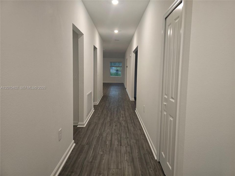В аренду: $2,400 (4 спален, 3 ванн, 2172 Квадратных фут)