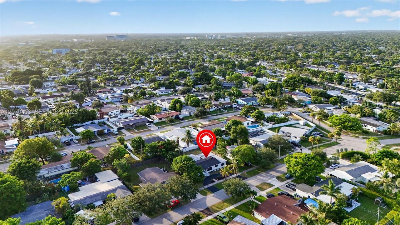 For Sale: $679,000 (4 beds, 2 baths, 1712 Square Feet)