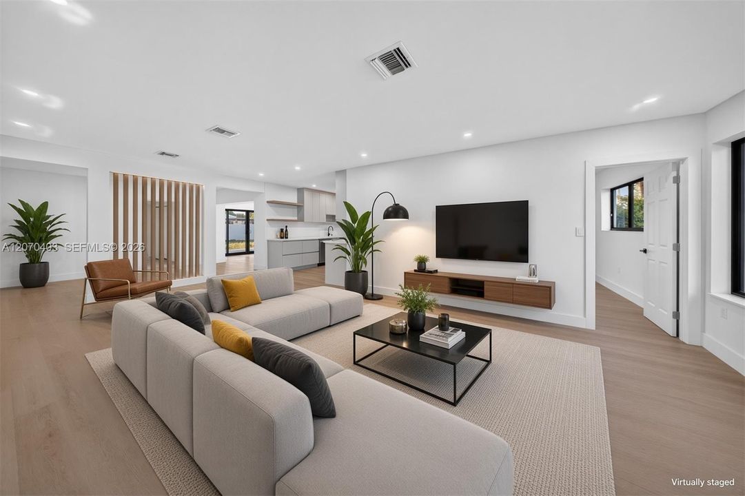 For Sale: $679,000 (4 beds, 2 baths, 1712 Square Feet)