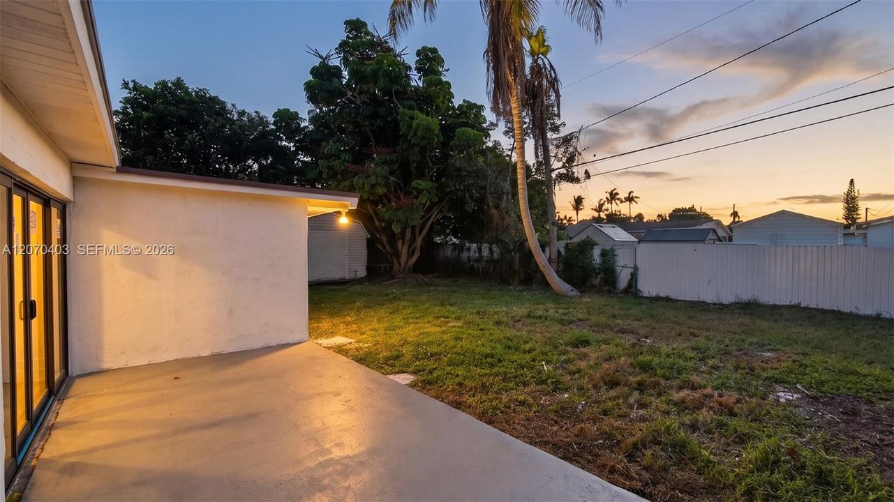 For Sale: $679,000 (4 beds, 2 baths, 1712 Square Feet)