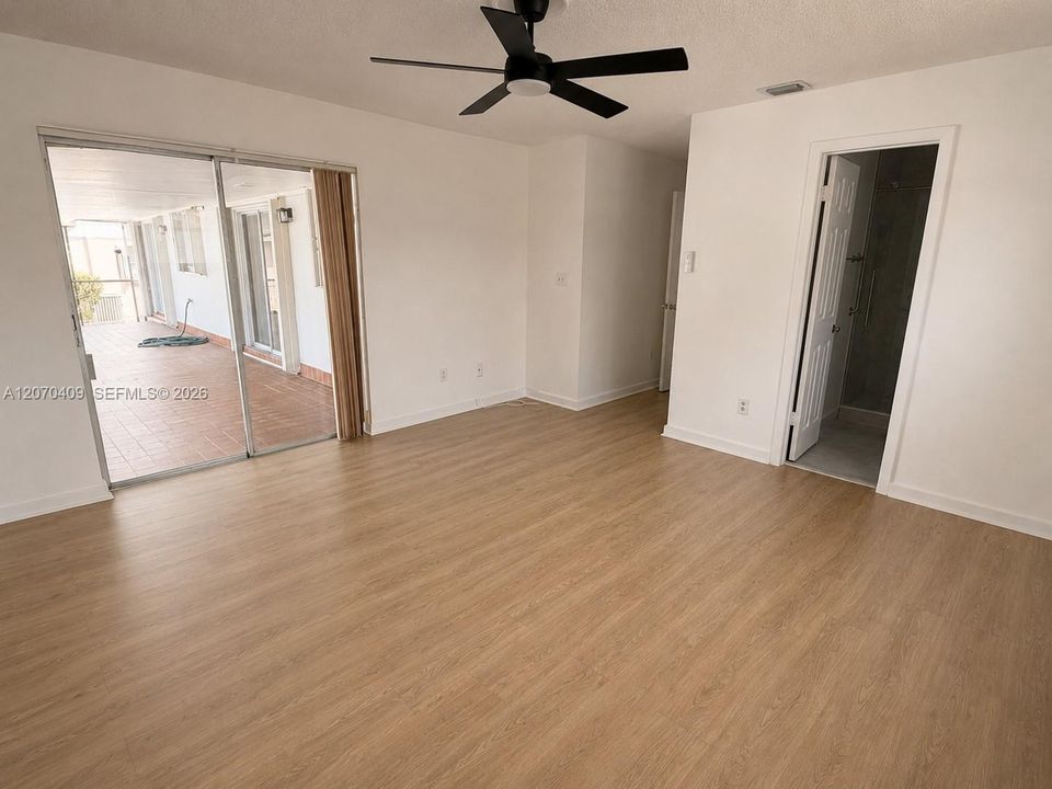 For Sale: $665,000 (4 beds, 2 baths, 2203 Square Feet)