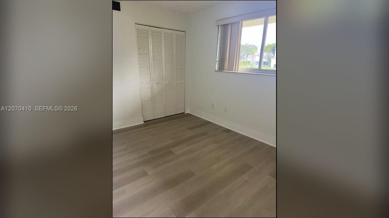 На продажу: $179,900 (2 спален, 2 ванн, 952 Квадратных фут)