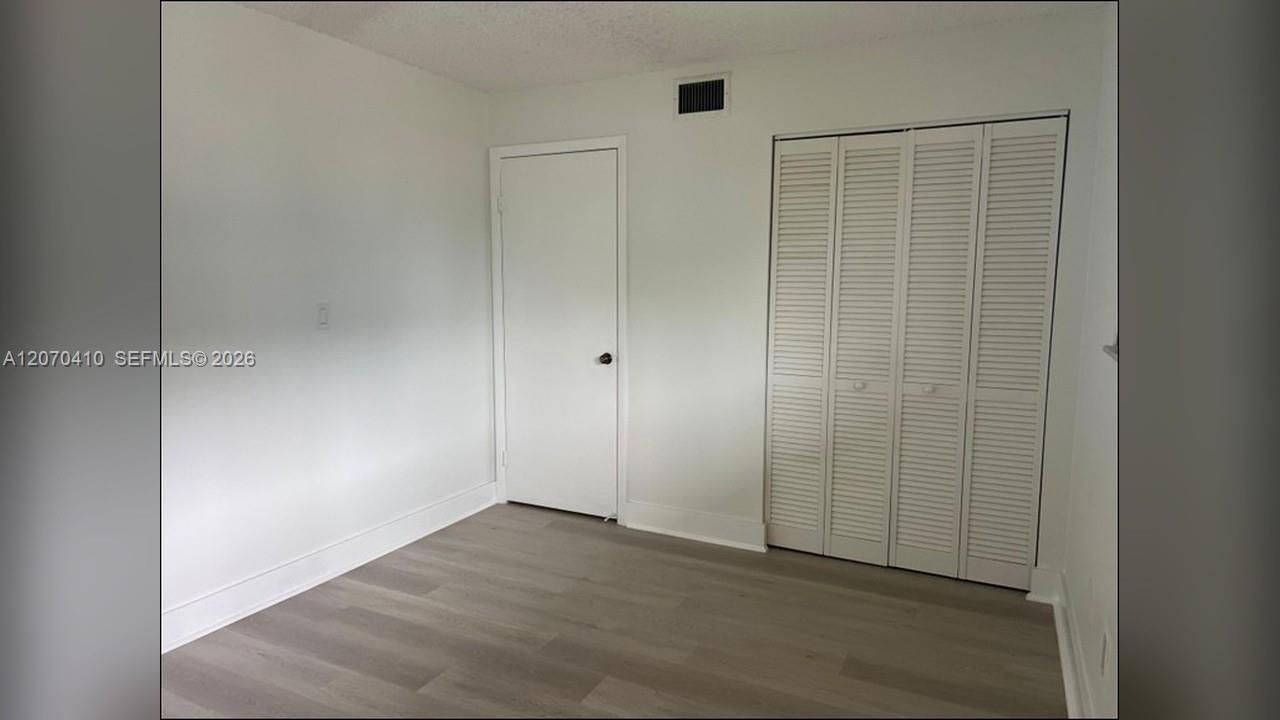На продажу: $179,900 (2 спален, 2 ванн, 952 Квадратных фут)