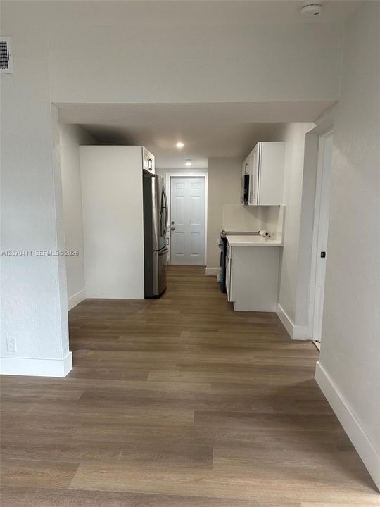 For Sale: $455,000 (3 beds, 2 baths, 1012 Square Feet)