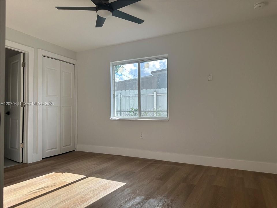 For Sale: $455,000 (3 beds, 2 baths, 1012 Square Feet)