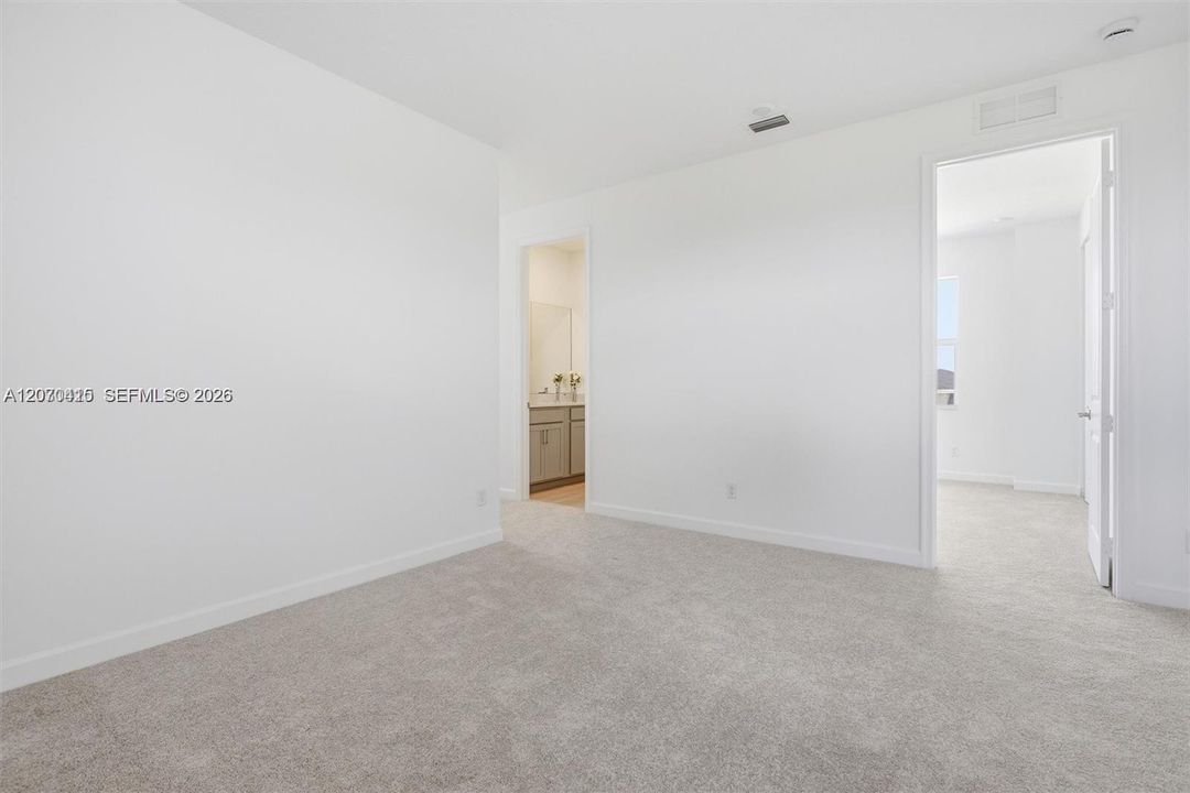 В аренду: $4,199 (5 спален, 3 ванн, 0 Квадратных фут)