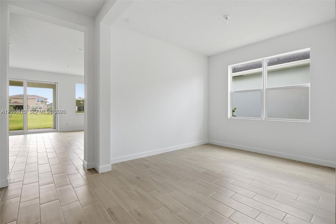 В аренду: $4,199 (5 спален, 3 ванн, 0 Квадратных фут)