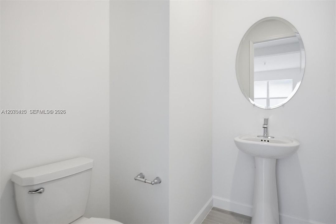 В аренду: $4,199 (5 спален, 3 ванн, 0 Квадратных фут)