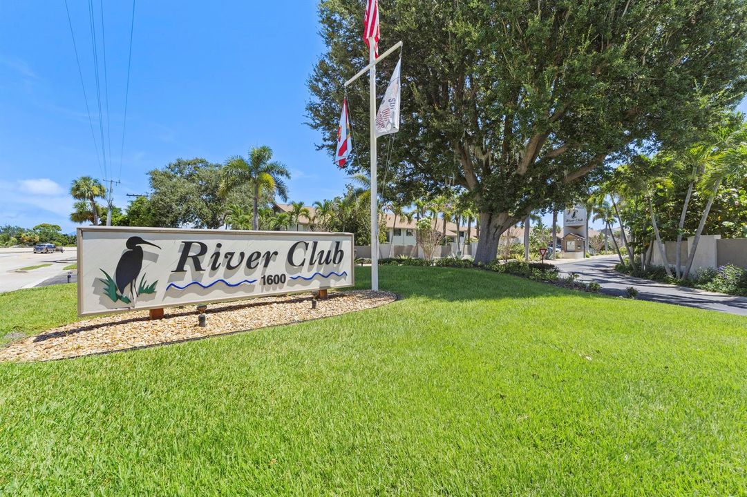 RIVER CLUB FRONT ENTRANCE