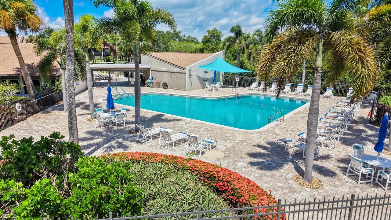 RIVER CLUB SWIMMING POOL