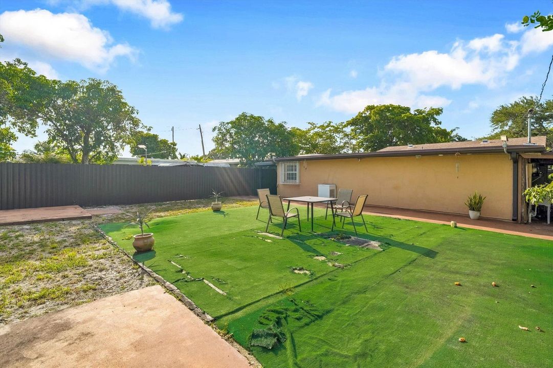 48-1670 NW 121st Street-48