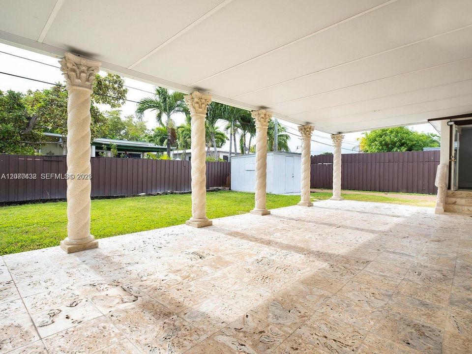 For Rent: $3,950 (3 beds, 1 baths, 1224 Square Feet)
