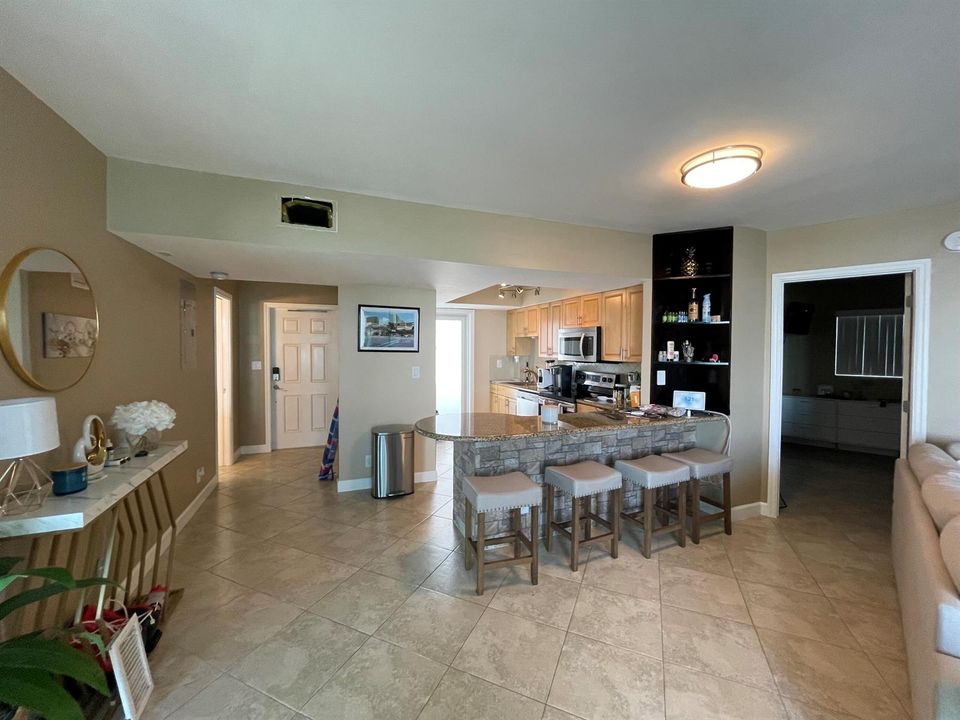 Tiara East 1118 kitchen
