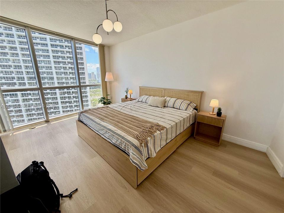 En Venta: $585,000 (2 camas, 2 baños, 1048 Pies cuadrados)