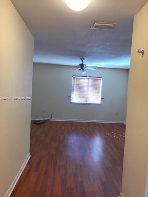 For Rent: $2,700 (3 beds, 2 baths, 1548 Square Feet)