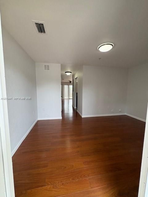 For Rent: $2,700 (3 beds, 2 baths, 1548 Square Feet)