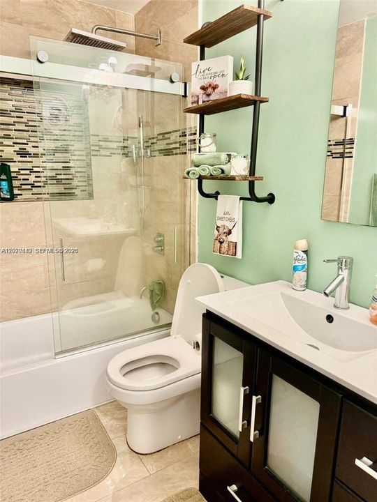 For Rent: $4,500 (3 beds, 2 baths, 1728 Square Feet)