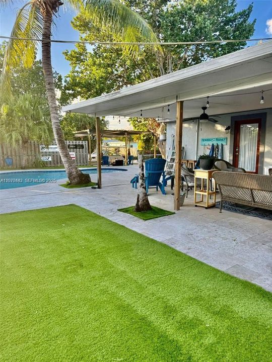 For Rent: $4,500 (3 beds, 2 baths, 1728 Square Feet)