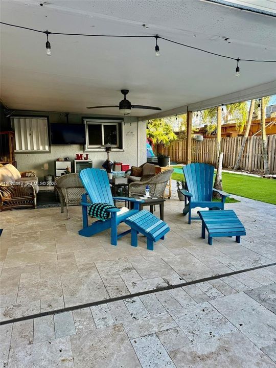 For Rent: $4,500 (3 beds, 2 baths, 1728 Square Feet)