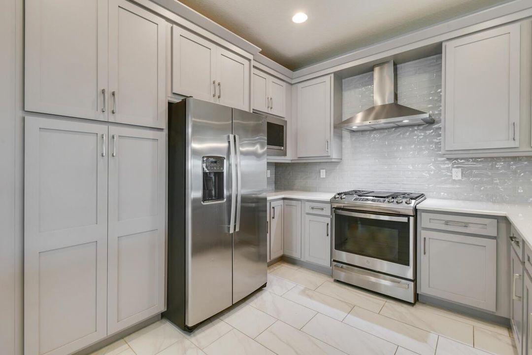 13407 SW River Rock Rd Port St Lucie (49