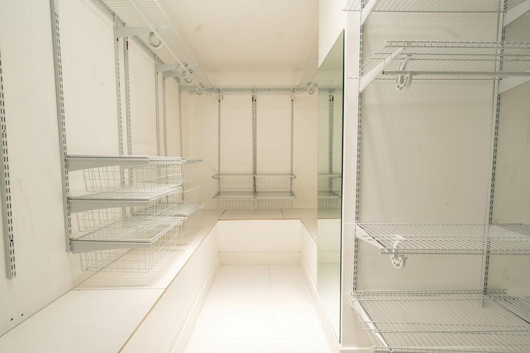 Closet#1